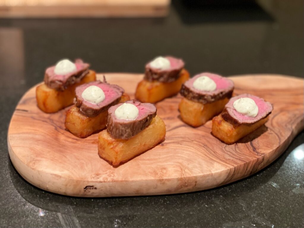 beef horseradish and chip canape